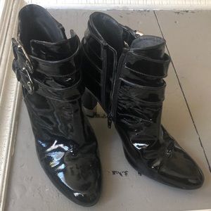 Stuart weitzman patent leather zip bootie w bucket